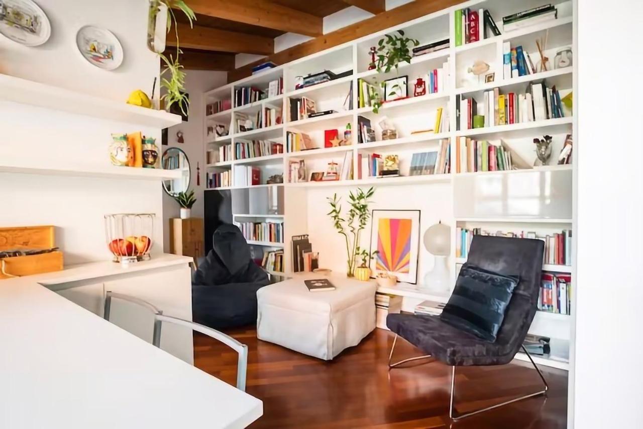 Le Domus Milano_Attic With Terrace Apartment Bagian luar foto
